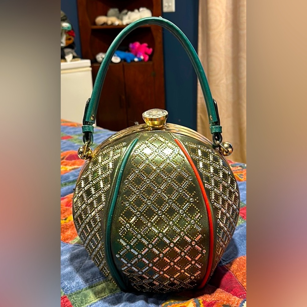 Woman's Handbag